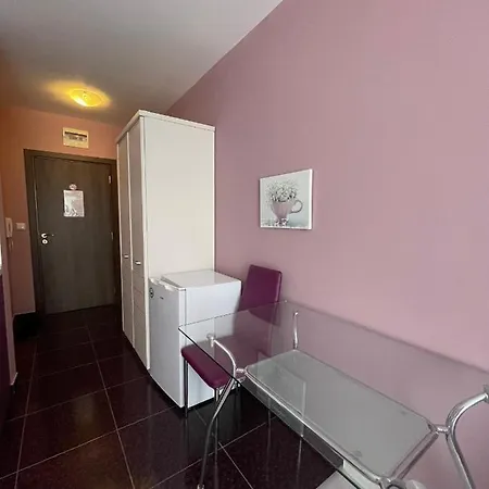 Апартамент Admiral Plaza Color
